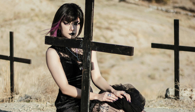 Camisetas no estilo gothcore – quais são suas características?